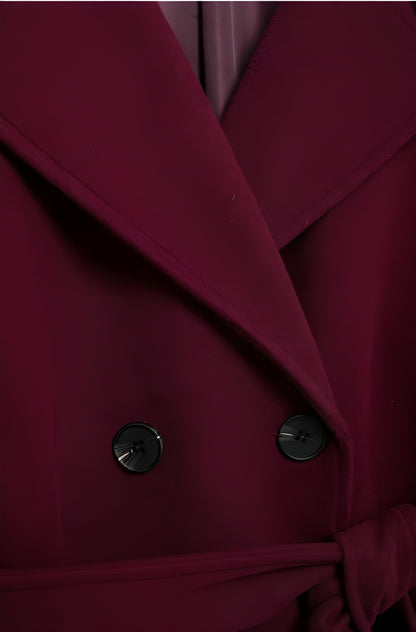 Den Perfekta Burgundy Kappan: Elegans och Komfort i Ett